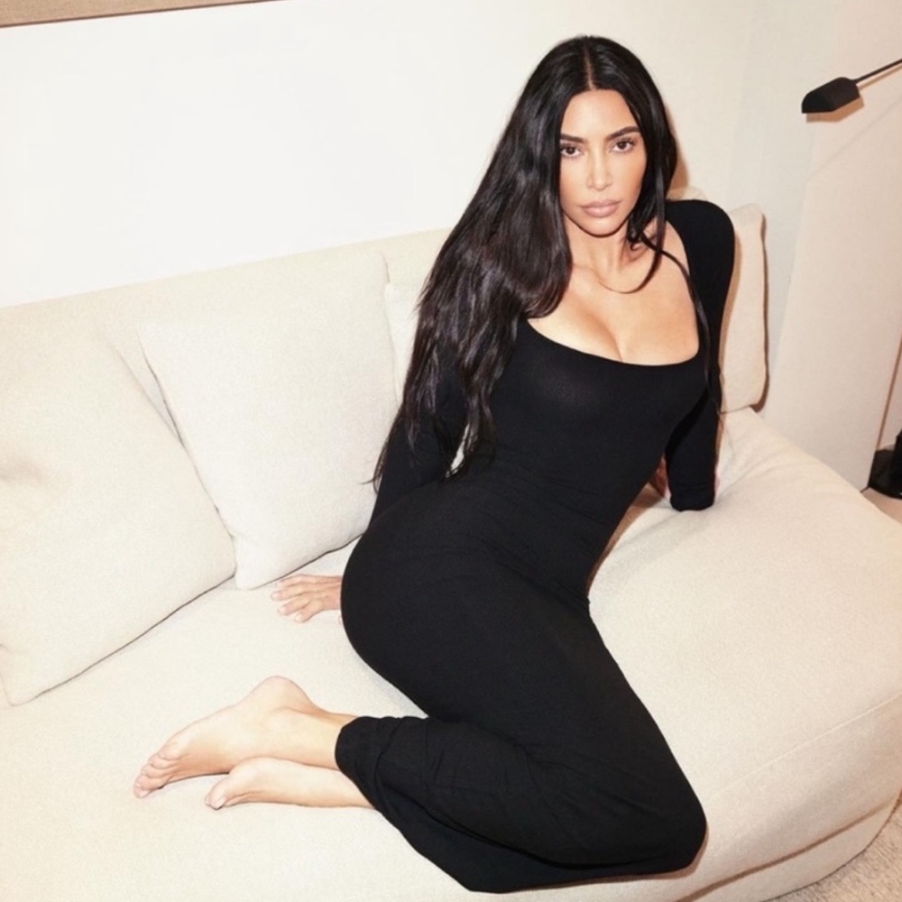 NWT SKIMS Soft Lounge Long Sleeve Dress / Size: Large L / Color: Onyx